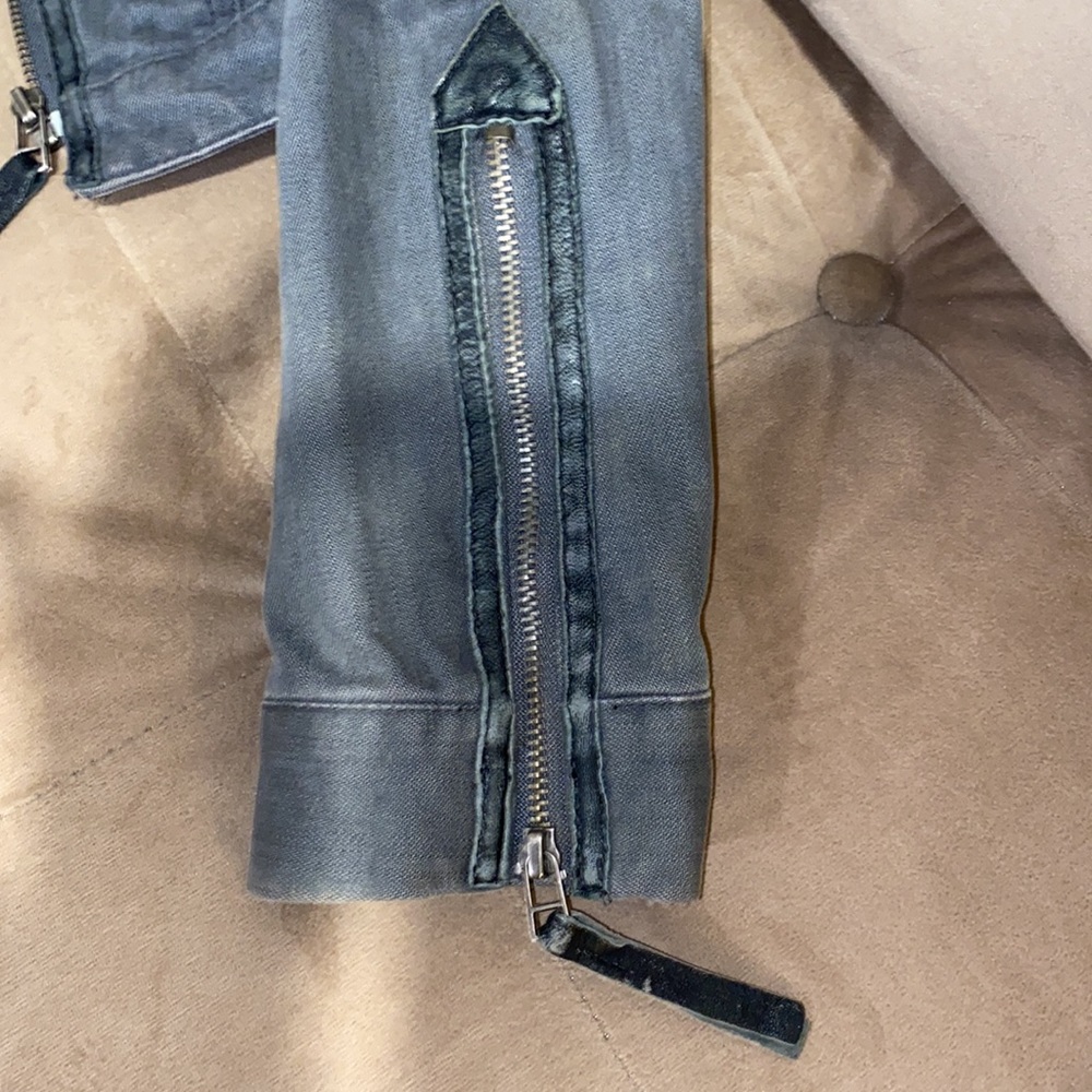 Urban Outfitters denim jacket - Picture 6 of 8